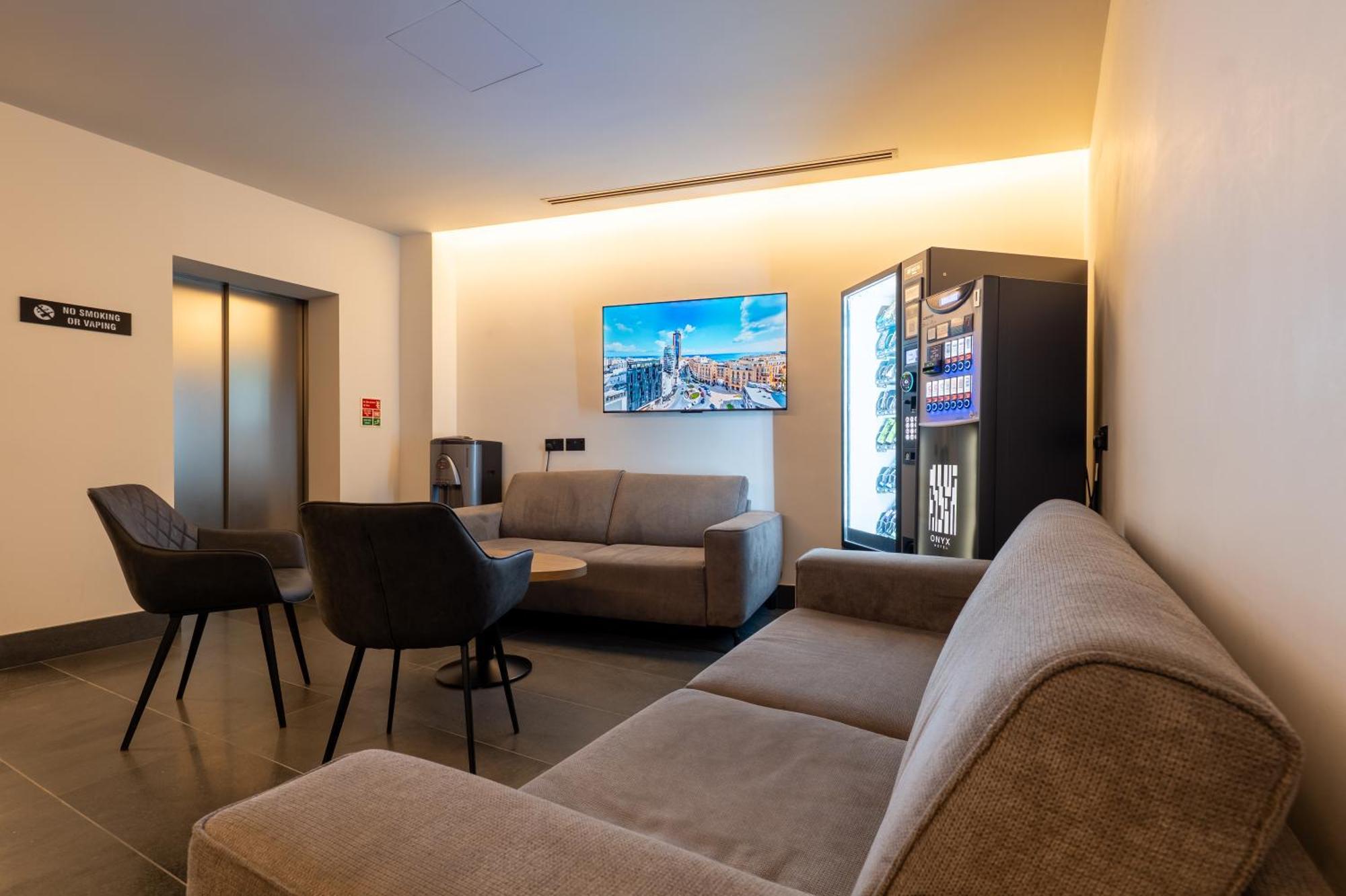 Onyx Hotel San Ġiljan Extérieur photo